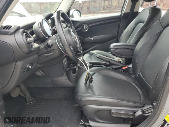 2015 MINI Hardtop 4 Door with VIN WMWXS5C56FT828846, listed as a Copart auction lot 54943765 with 78,964 mi miles and Salvage Title. Bid and sale history available at DreamBid. Image 7.