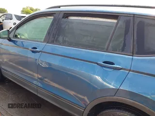 2019 Volkswagen Tiguan S с VIN 3VV1B7AX0KM122040, выставлен на аукционе IAAI как лот 42389559 с пробегом 53 122 миль миль и . История ставок и продаж доступна на DreamBid. Изображение 14.