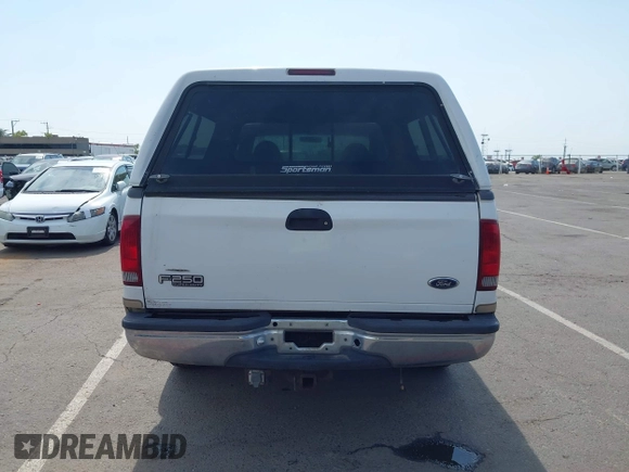 2000 Ford F-250 XL with VIN 1FTNX20F2YEB01699, listed as a IAAI auction lot 42458480 with 407,907 mi miles and . Bid and sale history available at DreamBid. Image 16.