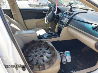 2014 Toyota Camry L with VIN 4T1BF1FK9EU864286, listed as a IAAI auction lot 41921249 with 154,122 mi miles. Bid and sale history available at carsss.com. Image 5.