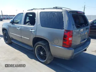 2012 Chevrolet Tahoe LTZ с VIN 1GNSCCE08CR297245, выставлен на аукционе IAAI как лот 40194964 с пробегом 117 007 миль миль и . История ставок и продаж доступна на DreamBid. Изображение 3.