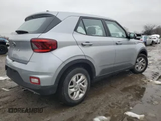 2021 Hyundai Venue SE with VIN KMHRB8A37MU065205, listed as a Copart auction lot 45198245 with 67,103 mi miles and Salvage Title. Bid and sale history available at DreamBid. Image 3.