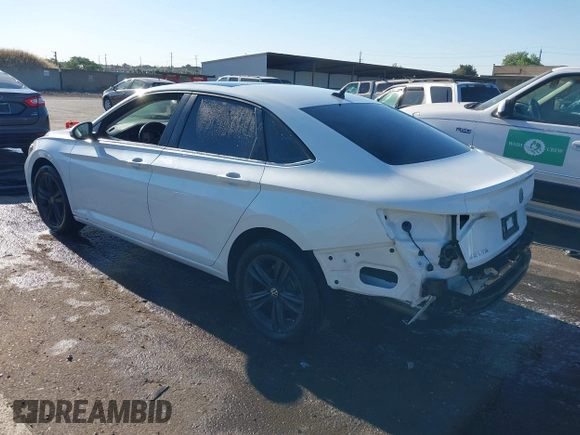 2024 Volkswagen Jetta SE with VIN 3VW7M7BU2RM031902, listed as a IAAI auction lot 42205832 with 31,274 mi miles and . Bid and sale history available at DreamBid. Image 3.