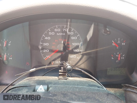 2008 Ford F-150 XL с VIN 1FTRF12228KE23883, выставлен на аукционе IAAI как лот 42416926 с пробегом 193 686 миль миль и . История ставок и продаж доступна на DreamBid. Изображение 7.