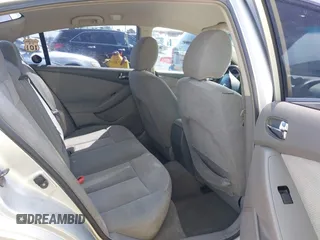 2009 Nissan Altima SL with VIN 1N4AL21E99C178184, listed as a IAAI auction lot 42386747 with 202,755 mi miles and . Bid and sale history available at DreamBid. Image 8.