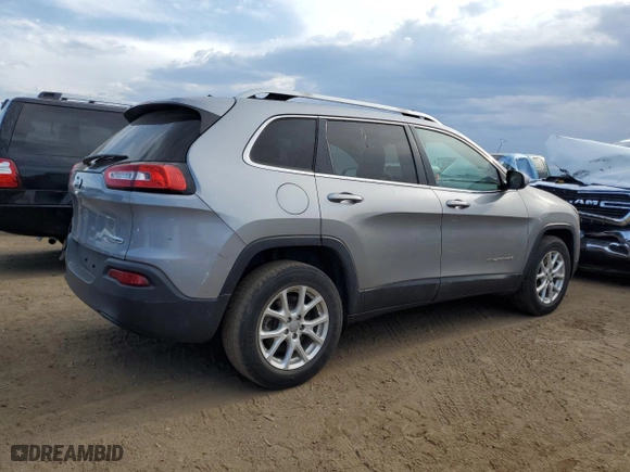 2016 Jeep Cherokee Altitude with VIN 1C4PJMCB2GW156449, listed as a Copart auction lot 62823404 with 82,273 mi miles and Non Repairable. Bid and sale history available at carsss.com. Image 3.
