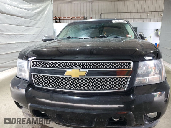 2013 Chevrolet Tahoe LT with VIN 1GNSKBE07DR174163, listed as a Copart auction lot 55501635 with 183,829 mi miles and Salvage title. Bid and sale history available at DreamBid. Image 5.