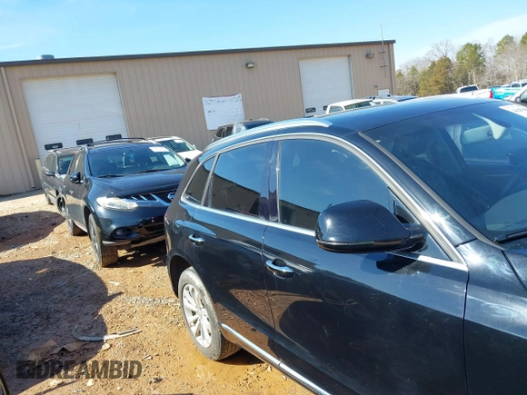 2015 Audi Q5 Premium with VIN WA1CFAFP9FA145346, listed as a IAAI auction lot 41470404 with 167,210 mi miles. Bid and sale history available at carsss.com. Image 13.