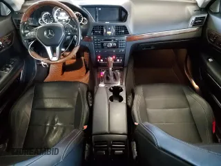 2013 Mercedes-Benz E 550 с VIN WDDKJ7DB4DF206330, выставлен на аукционе Copart как лот 60459495 с пробегом 115 288 миль миль и Списание • Salvage title. История ставок и продаж доступна на DreamBid. Изображение 8.