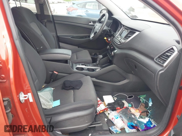 2017 Hyundai Tucson SE z VIN KM8J23A46HU387316, wystawiony jako IAAI lot #42074274 z przebiegiem Nie podano mil oraz . Historia ofert i sprzedaży dostępna na DreamBid. Obrazek 5.