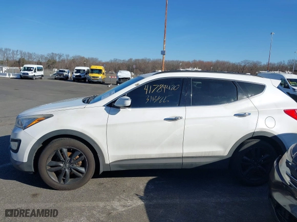 2013 Hyundai Santa Fe 2.0T Sport with VIN 5XYZUDLA9DG116837, listed as a IAAI auction lot 41789420 with 137,708 mi miles. Bid and sale history available at carsss.com. Image 14.