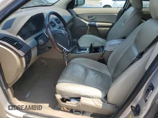 2010 Volvo XC90 I6 z VIN YV4982CZ0A1551317, wystawiony jako Copart lot #60618955 z przebiegiem 402 516 mil mil oraz Czysty tytuł • Clean title. Historia ofert i sprzedaży dostępna na DreamBid. Obrazek 7.