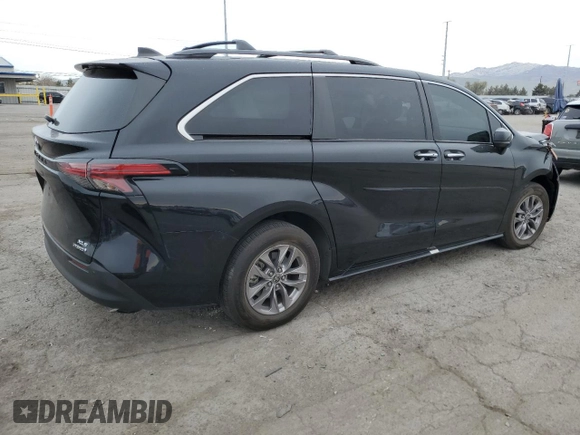 2022 Toyota Sienna XLE with VIN 5TDYRKEC6NS089598, listed as a Copart auction lot 49350255 with 66,552 mi miles and Salvage Title. Bid and sale history available at DreamBid. Image 3.