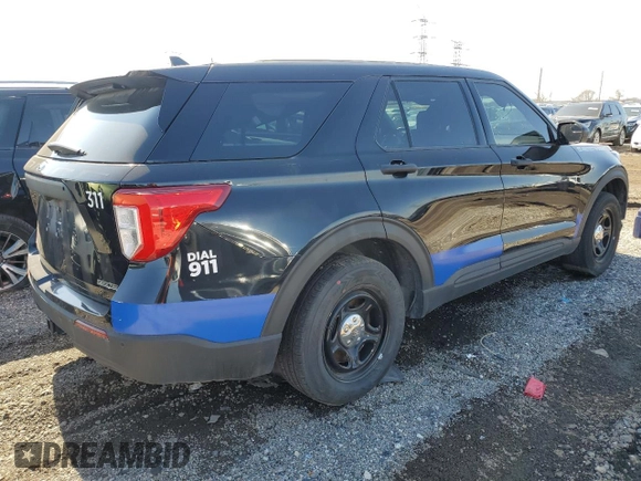 2022 Ford Police Interceptor Utility z VIN 1FM5K8AB3NGB75500, wystawiony jako Copart lot #48436845 z przebiegiem 35 870 mil mil oraz Szkoda całkowita • Salvage title. Historia ofert i sprzedaży dostępna na DreamBid. Obrazek 3.