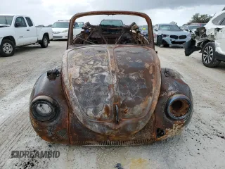 1976 Volkswagen Beetle with VIN 1562140285, listed as a Copart auction lot 79798664 with Not Provided miles and Non Repairable. Bid and sale history available at DreamBid. Image 5.