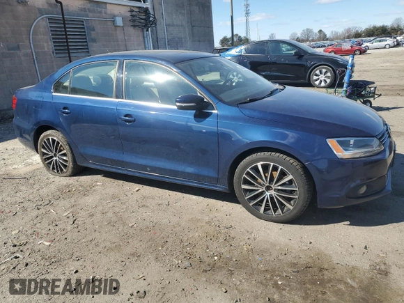 2012 Volkswagen Jetta SEL with VIN 3VWLP7AJ6CM428002, listed as a Copart auction lot 46696735 with 143,141 mi miles and Clean title. Bid and sale history available at DreamBid. Image 4.