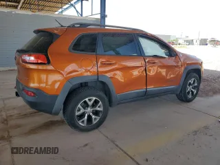 2015 Jeep Cherokee Trailhawk z VIN 1C4PJMBS4FW647489, wystawiony jako Copart lot #53362135 z przebiegiem 53 139 mil mil oraz Szkoda całkowita • Salvage title. Historia ofert i sprzedaży dostępna na DreamBid. Obrazek 3.