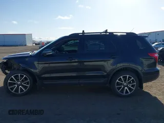 2015 Ford Explorer XLT with VIN 1FM5K8D83FGA85135, listed as a IAAI auction lot 41989232 with 149,493 mi miles. Bid and sale history available at carsss.com. Image 15.