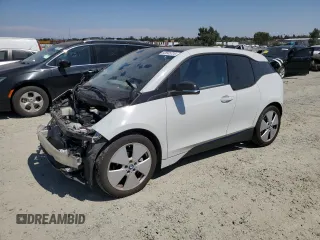 2016 BMW i3 z VIN WBY1Z2C53GV556926, wystawiony jako Copart lot #63845724 z przebiegiem 55 337 mil mil oraz Szkody całkowita. Historia ofert i sprzedaży dostępna na DreamBid. Obrazek 1.