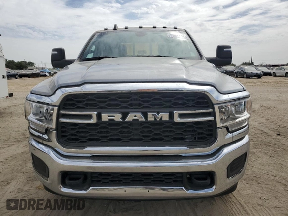 2024 Ram 3500 Tradesman with VIN 3C63RRGL2RG283749, listed as a Copart auction lot 71655624 with 0 mi miles and Salvage Title. Bid and sale history available at carsss.com. Image 5.