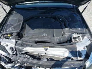 2019 Mercedes-Benz C 300 z VIN 55SWF8DB9KU291393, wystawiony jako IAAI lot #42105875 z przebiegiem 38 853 mil mil oraz . Historia ofert i sprzedaży dostępna na DreamBid. Obrazek 10.