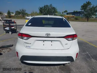 2020 Toyota Corolla LE with VIN JTDEPRAE1LJ104849, listed as a IAAI auction lot 42073209 with 83,042 mi miles. Bid and sale history available at carsss.com. Image 17.