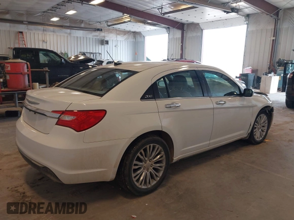 2013 Chrysler 200 Limited with VIN 1C3CCBCG0DN507468, listed as a IAAI auction lot 42001890 with 89,935 mi miles and . Bid and sale history available at DreamBid. Image 4.