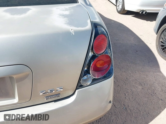2006 Nissan Altima S with VIN 1N4AL11D16N379532, listed as a IAAI auction lot 42164637 with 181,231 mi miles and . Bid and sale history available at DreamBid. Image 13.