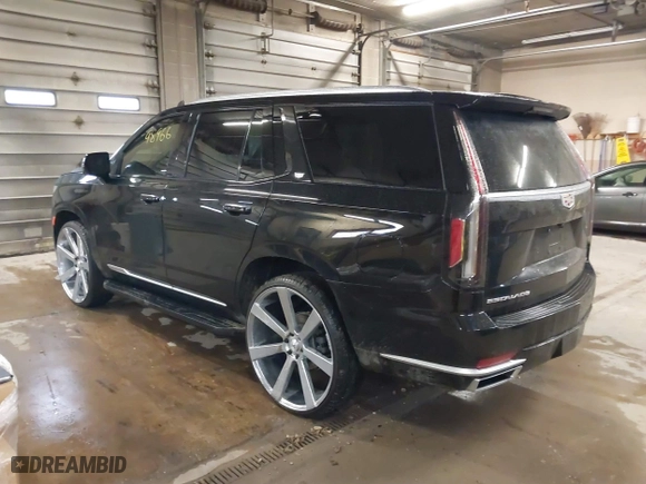 2021 Cadillac Escalade Luxury with VIN 1GYS4AKL7MR295510, listed as a IAAI auction lot 38398966 with 26,228 mi miles. Bid and sale history available at carsss.com. Image 3.