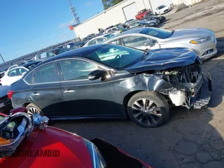 2019 Nissan Sentra SV z VIN 3N1AB7AP9KY334123, wystawiony jako IAAI lot #41663422 z przebiegiem 96 212 mil mil oraz . Historia ofert i sprzedaży dostępna na DreamBid. Obrazek 13.
