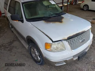 2004 Ford Expedition Eddie Bauer z VIN 1FMPU17L04LA73555, wystawiony jako IAAI lot #42582202 z przebiegiem Nie podano mil oraz . Historia ofert i sprzedaży dostępna na DreamBid. Obrazek 6.