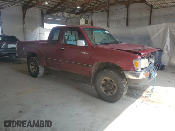 1997 Toyota T100 DX with VIN JT4UN22DXV0038731, listed as a Copart auction lot 52185665 with 268,281 mi miles and Salvage Title. Bid and sale history available at carsss.com. Image 4.