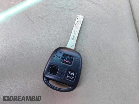2008 Lexus RX 350 with VIN 2T2GK31U08C046422, listed as a IAAI auction lot 42151688 with 107,626 mi miles and . Bid and sale history available at DreamBid. Image 11.