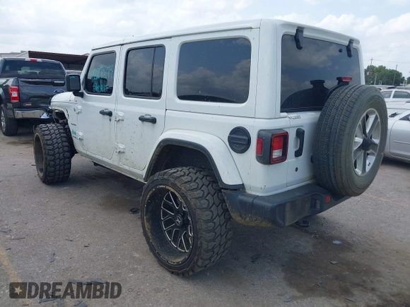 2020 Jeep Wrangler Unlimited Sahara High Altitude z VIN 1C4HJXEG2LW265227, wystawiony jako IAAI lot #42270274 z przebiegiem 77 534 mil mil oraz . Historia ofert i sprzedaży dostępna na DreamBid. Obrazek 3.