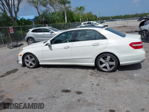 2010 Mercedes-Benz E 350 Luxury with VIN WDDHF5GB0AA105287, listed as a IAAI auction lot 42452791 with 195,377 mi miles and . Bid and sale history available at DreamBid. Image 14.
