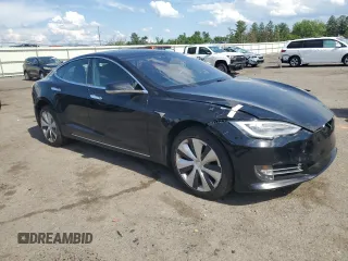 2020 Tesla Model S Long Range z VIN 5YJSA1E29LF413563, wystawiony jako Copart lot #61396605 z przebiegiem 48 748 mil mil oraz Szkoda całkowita • Salvage title. Historia ofert i sprzedaży dostępna na DreamBid. Obrazek 4.