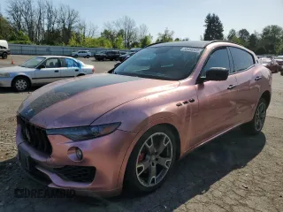 2017 Maserati Levante with VIN ZN661XUS1HX243202, listed as a Copart auction lot 55456535 with 77,738 mi miles and Salvage Title. Bid and sale history available at carsss.com. Image 1.