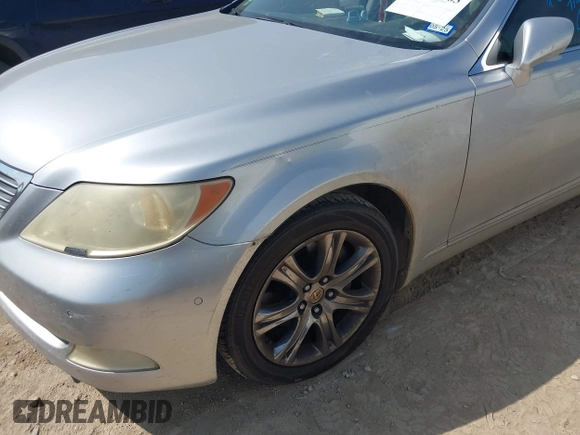 2007 Lexus LS 460 with VIN JTHBL46FX75007410, listed as a IAAI auction lot 42272303 with Not Provided miles and . Bid and sale history available at DreamBid. Image 6.