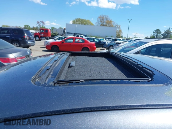 2017 Infiniti Q50 Signature Edition with VIN JN1EV7AP9HM739788, listed as a IAAI auction lot 41892367 with 73,724 mi miles and . Bid and sale history available at DreamBid. Image 6.