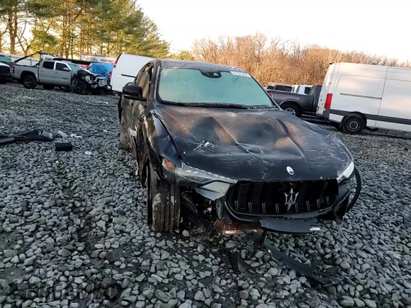 2022 Maserati Levante Modena S with VIN ZN661ZUM5NX396321, listed as a Copart auction lot 87076404 with 38,546 mi miles and Salvage Title. Bid and sale history available at carsss.com. Image 10.