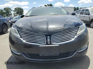 2014 Lincoln MKZ z VIN 3LN6L2GK3ER828065, wystawiony jako Copart lot #56925665 z przebiegiem 187 050 mil mil oraz Szkoda całkowita • Salvage title. Historia ofert i sprzedaży dostępna na DreamBid. Obrazek 5.