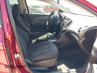 2018 Chevrolet Sonic LT with VIN 1G1JD5SH3J4105434, listed as a IAAI auction lot 41992626 with 79,843 mi miles and . Bid and sale history available at DreamBid. Image 5.