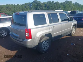 2016 Jeep Patriot Sport SE с VIN 1C4NJPBA3GD732353, выставлен на аукционе IAAI как лот 42550995 с пробегом 208 998 миль миль и . История ставок и продаж доступна на DreamBid. Изображение 4.