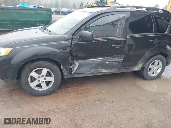2007 Mitsubishi Outlander LS z VIN JA4MT31X37Z011404, wystawiony jako IAAI lot #42002468 z przebiegiem 154 798 mil mil oraz . Historia ofert i sprzedaży dostępna na DreamBid. Obrazek 6.