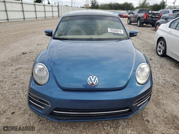 2018 Volkswagen Beetle SE with VIN 3VWJD7ATXJM709038, listed as a Copart auction lot 79334674 with 66,270 mi miles and Non Repairable. Bid and sale history available at carsss.com. Image 5.