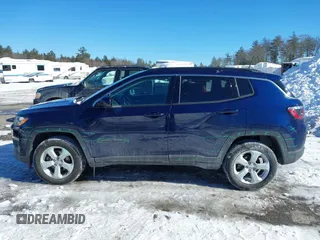 2021 Jeep Compass Altitude z VIN 3C4NJDBB0MT552101, wystawiony jako IAAI lot #41578726 z przebiegiem 49 684 mil mil oraz . Historia ofert i sprzedaży dostępna na DreamBid. Obrazek 14.