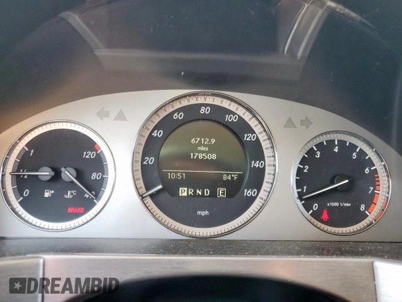 2011 Mercedes-Benz GLK 350 z VIN WDCGG5GB7BF552524, wystawiony jako Copart lot #52406485 z przebiegiem 178 508 mil mil oraz Szkody całkowita. Historia ofert i sprzedaży dostępna na DreamBid. Obrazek 9.