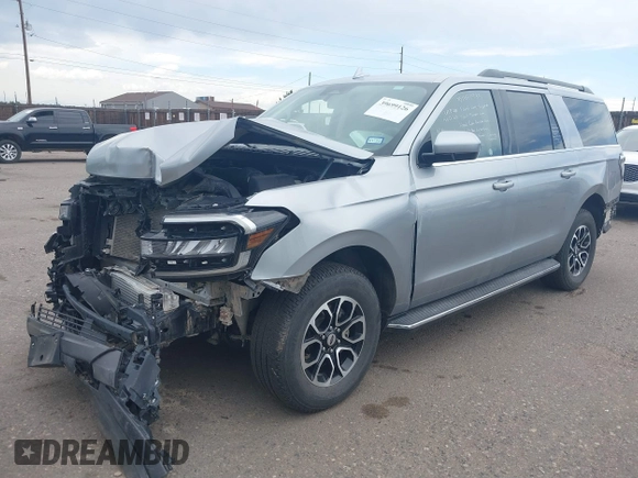 2023 Ford Expedition Max XLT with VIN 1FMJK1J81PEA16712, listed as a IAAI auction lot 39699126 with 37,686 mi miles and . Bid and sale history available at DreamBid. Image 2.