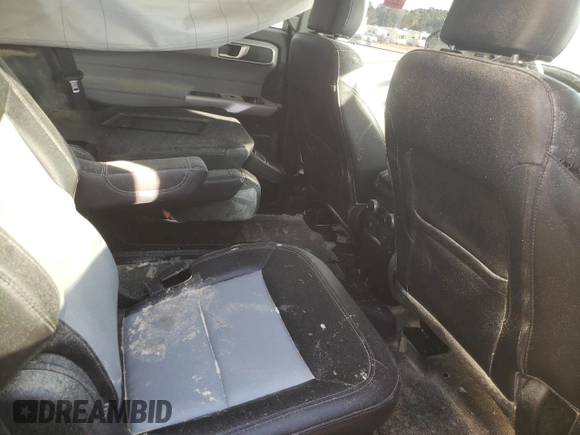 2023 Ford Explorer XLT z VIN 1FMSK8DH1PGB80247, wystawiony jako Copart lot #87735765 z przebiegiem Nie podano mil oraz Szkoda całkowita • Salvage title. Historia ofert i sprzedaży dostępna na DreamBid. Obrazek 11.