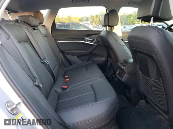 2022 Audi e-tron Premium with VIN WA1AAAGE3NB023738, listed as a Copart auction lot 72651284 with 35,531 mi miles and Salvage Title. Bid and sale history available at DreamBid. Image 11.